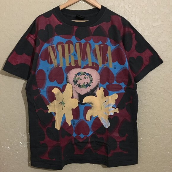 Nirvana Heart Shaped Box Kurt Cobain T-Shirt XL Giant All Over Print - Picture 1 of 7